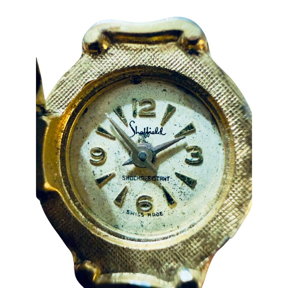 Vintage Sheffield Swiss Made Ring Watch PAT PEND Gold Tone Hinged Cover AS-IS